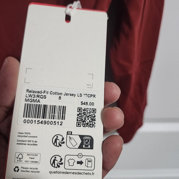 NWT LULULEMON TOP - Picture 3 of 5